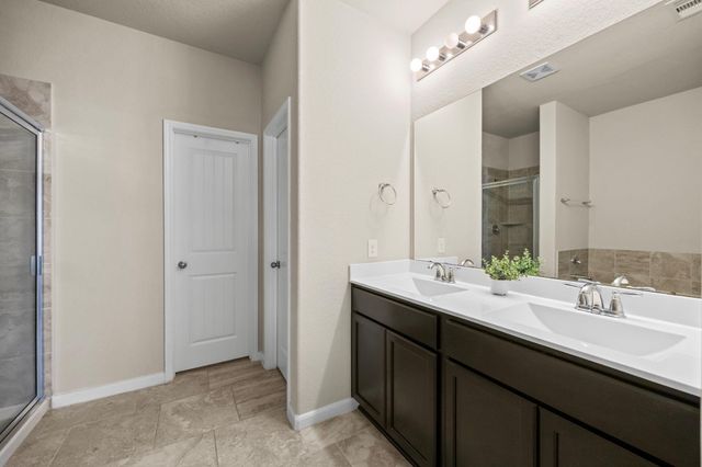 519 Yellow Bullhead Court, Rosenberg, TX 77469