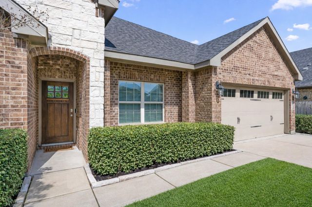 519 Yellow Bullhead Court, Rosenberg, TX 77469