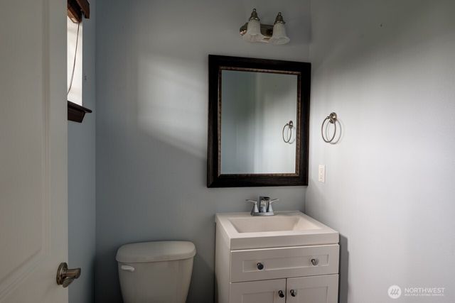 1033 Lyle Ridge Circle, Oak Harbor, WA 98277