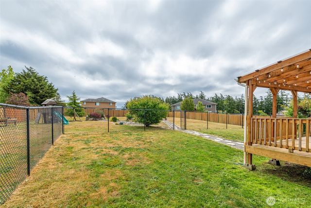 1033 Lyle Ridge Circle, Oak Harbor, WA 98277