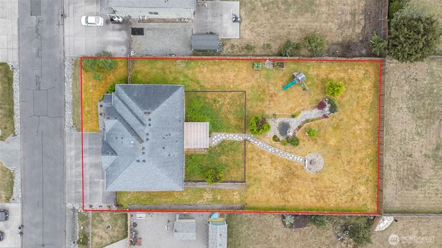 1033 Lyle Ridge Circle, Oak Harbor, WA 98277