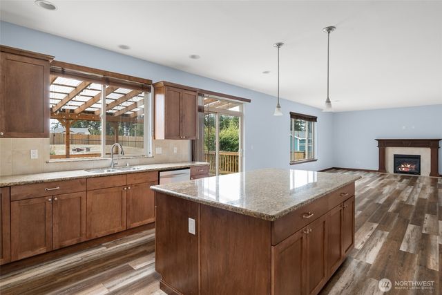 1033 Lyle Ridge Circle, Oak Harbor, WA 98277