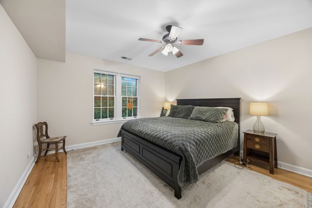 344 S Maple Avenue 2B, Oak Park, IL 60302