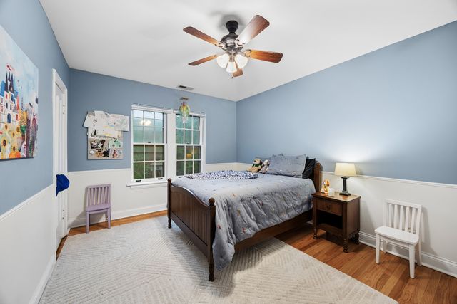 344 S Maple Avenue 2B, Oak Park, IL 60302