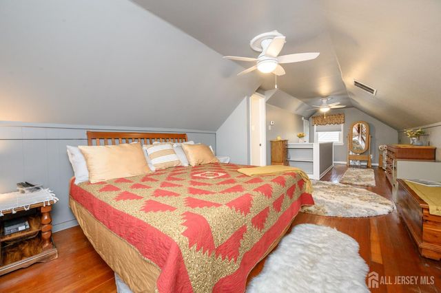 35 Brown Drive, Hamilton, NJ 08690