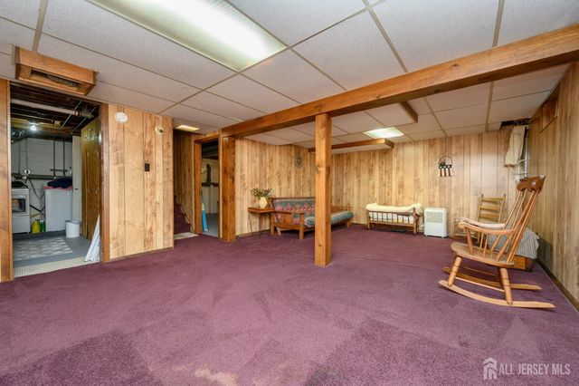 35 Brown Drive, Hamilton, NJ 08690