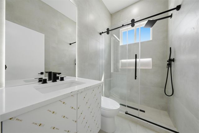 6415 Lamayah Street, Houston, TX 77091