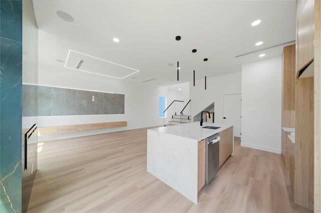 6415 Lamayah Street, Houston, TX 77091