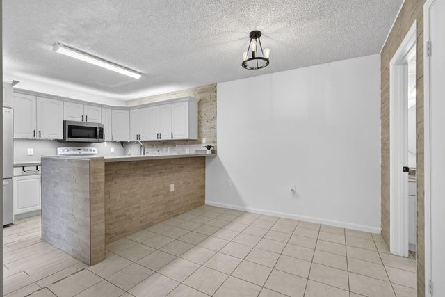 168 Heritage Way, West Palm Beach, FL 33407