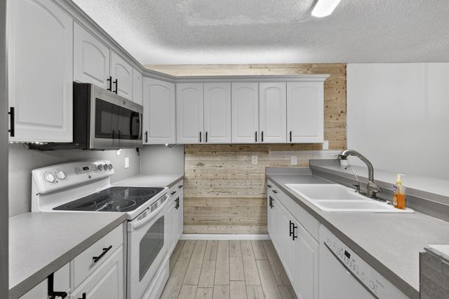 168 Heritage Way, West Palm Beach, FL 33407