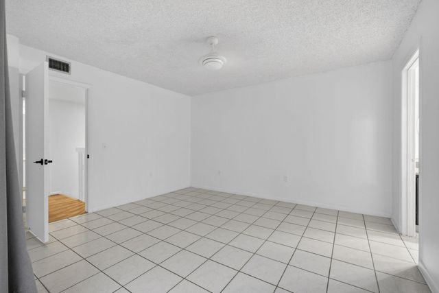 168 Heritage Way, West Palm Beach, FL 33407