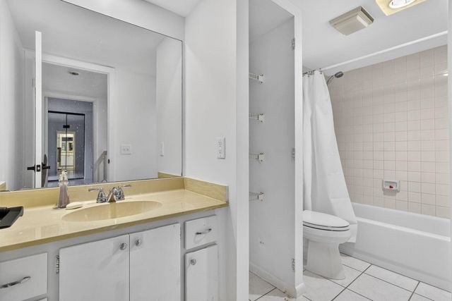 168 Heritage Way, West Palm Beach, FL 33407