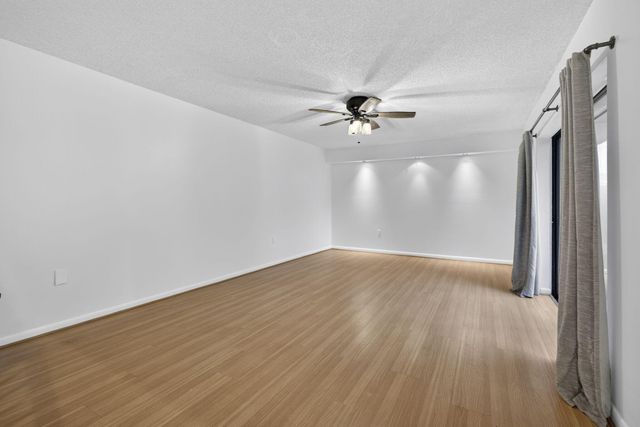 168 Heritage Way, West Palm Beach, FL 33407