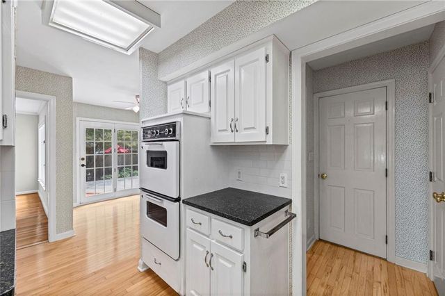 437 W 66th Terrace, Kansas City, MO 64113