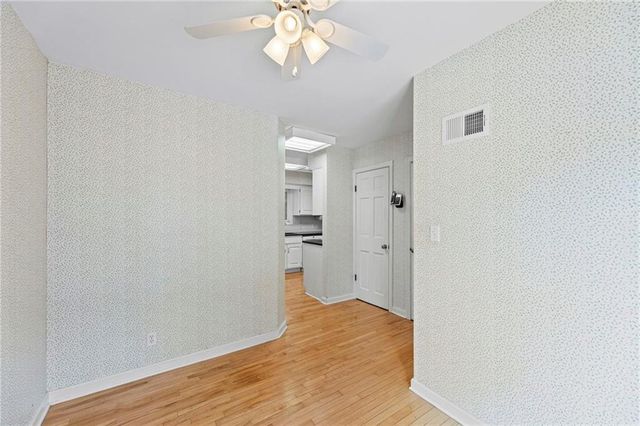 437 W 66th Terrace, Kansas City, MO 64113