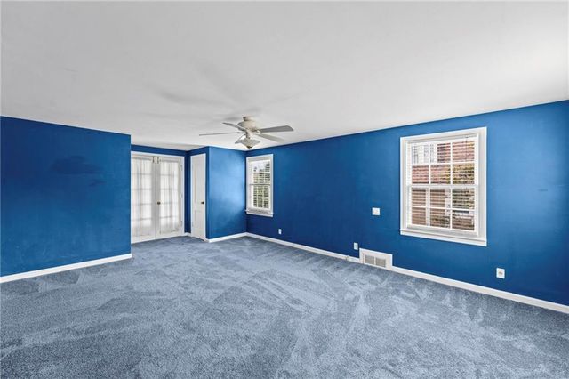 437 W 66th Terrace, Kansas City, MO 64113