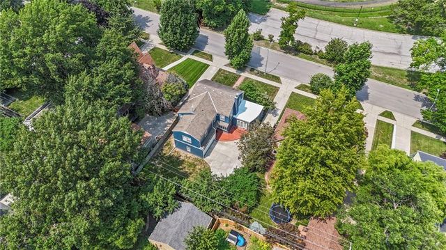 437 W 66th Terrace, Kansas City, MO 64113