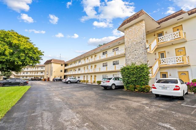 5151 W Oakland Park Boulevard 309, Lauderdale Lakes, FL 33313