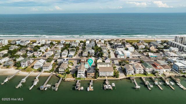 9 W Atlanta Street, Wrightsville Beach, NC 28480
