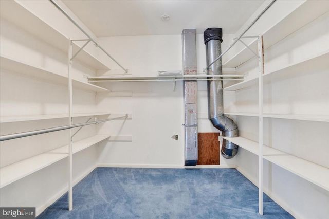 3242 ELMAE DR, Lancaster, PA 17601