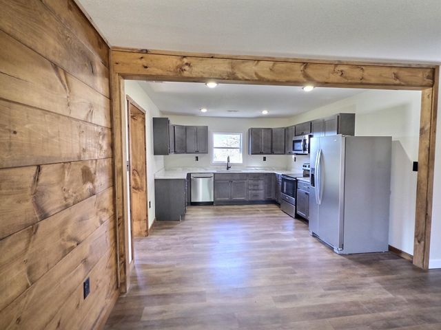 822 County Road 160 A, Fremont, MO 63941