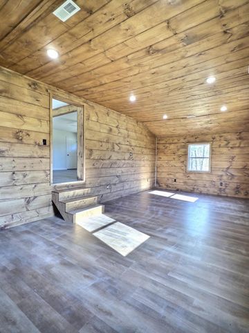 822 County Road 160 A, Fremont, MO 63941