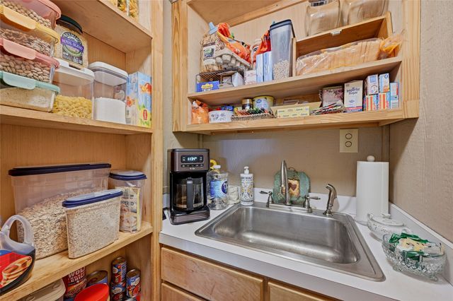 221 W 5th Street, Bonham, TX 75418