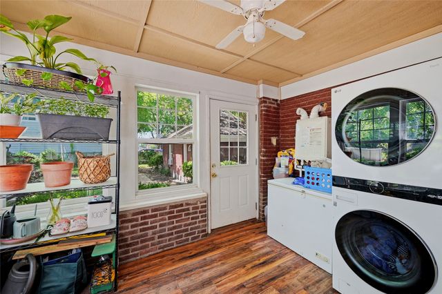 221 W 5th Street, Bonham, TX 75418