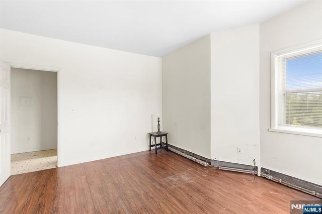 2 Somerset Street, Garfield, NJ 07026