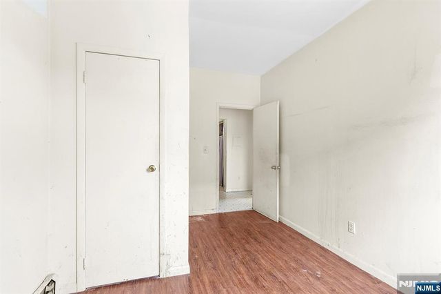 2 Somerset Street, Garfield, NJ 07026
