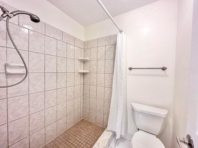 10193 N Military Drive 203, Palm Beach Gardens, FL 33410