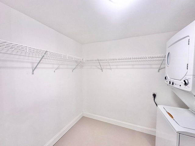 10193 N Military Drive 203, Palm Beach Gardens, FL 33410