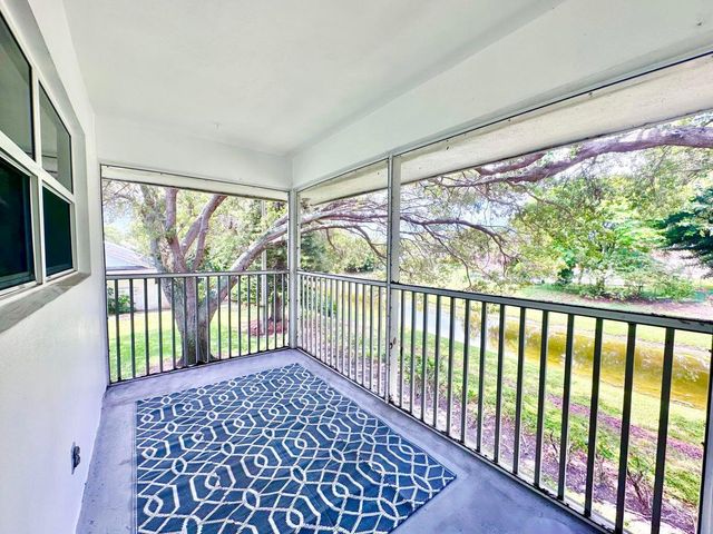 10193 N Military Drive 203, Palm Beach Gardens, FL 33410