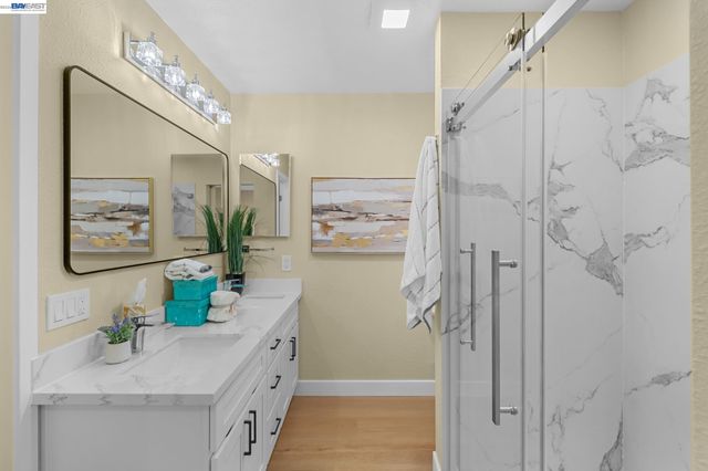 24839 Townsend Ave, Hayward, CA 94544