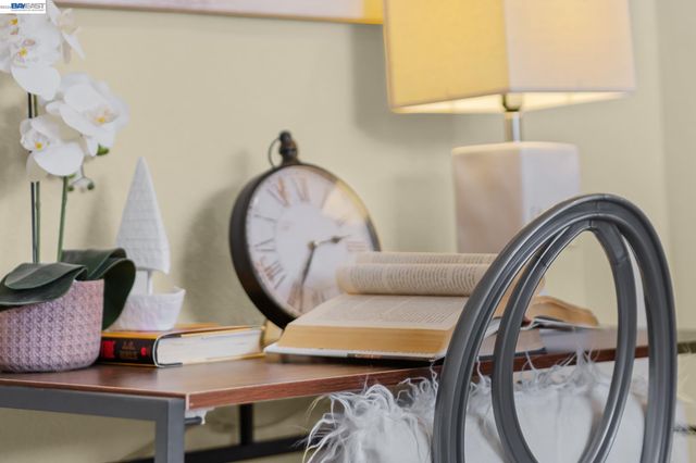 24839 Townsend Ave, Hayward, CA 94544