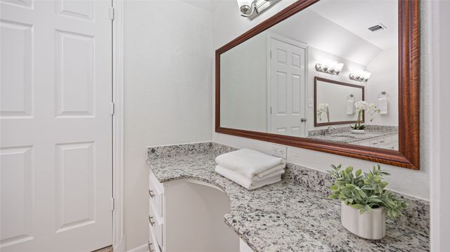 1924 Dakar Road E, Fort Worth, TX 76116