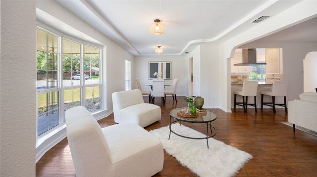 1924 Dakar Road E, Fort Worth, TX 76116