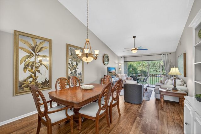 202 Pinecrest Circle B, Jupiter, FL 33458