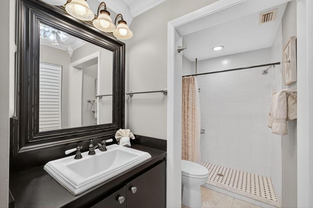 202 Pinecrest Circle B, Jupiter, FL 33458