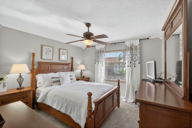 202 Pinecrest Circle B, Jupiter, FL 33458