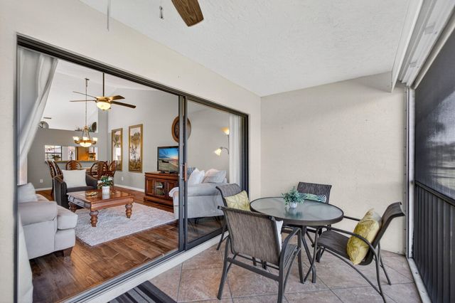 202 Pinecrest Circle B, Jupiter, FL 33458