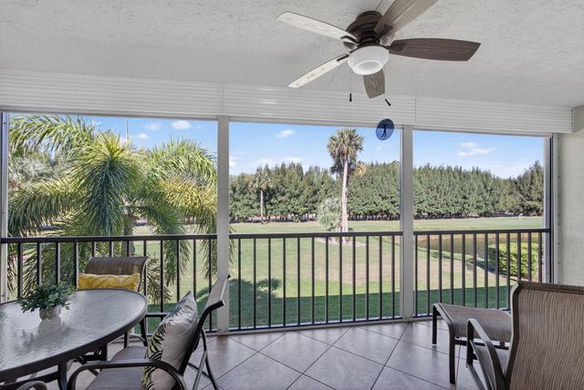 202 Pinecrest Circle B, Jupiter, FL 33458