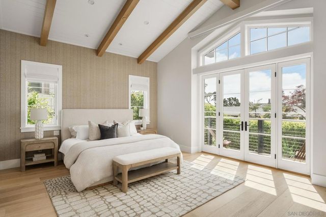 1023 Stratford Ct, Del Mar, CA 92014