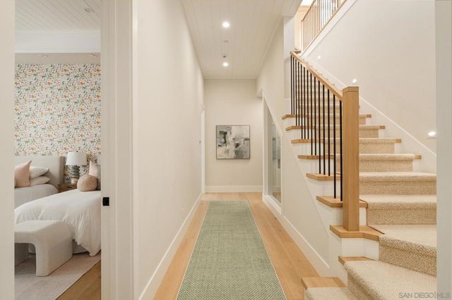 1023 Stratford Ct, Del Mar, CA 92014