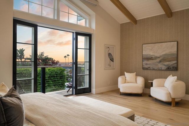 1023 Stratford Ct, Del Mar, CA 92014