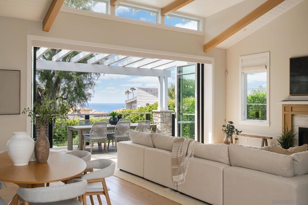 1023 Stratford Ct, Del Mar, CA 92014