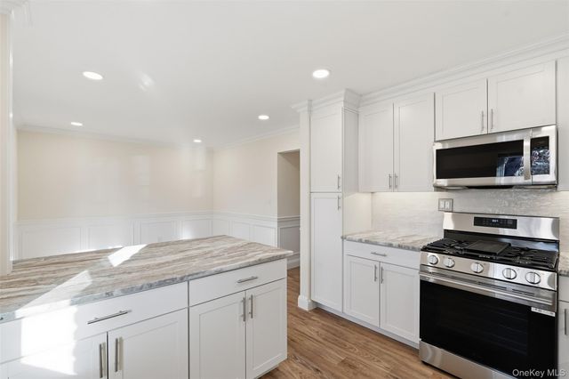 31 Milford Lane, Suffern, NY 10901