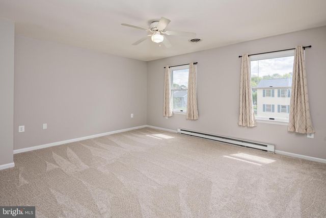 335 YORKSHIRE DR, Hagerstown, MD 21740