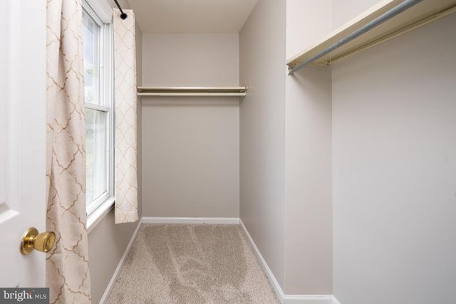 335 YORKSHIRE DR, Hagerstown, MD 21740