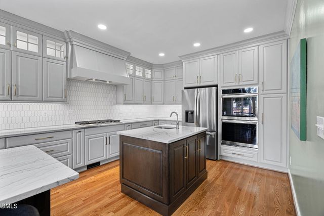 173 Yadkin Falls, New London, NC 28127